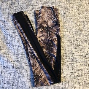 Emily Hsu animal print mesh sided workout leggings